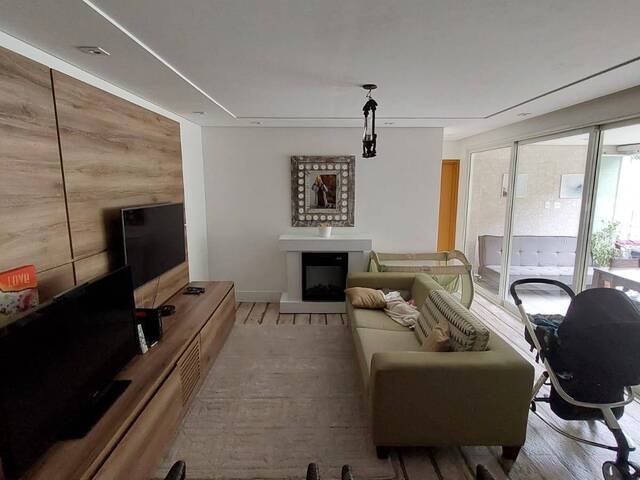 Apartamento para Venda em Santana de Parnaíba - 4