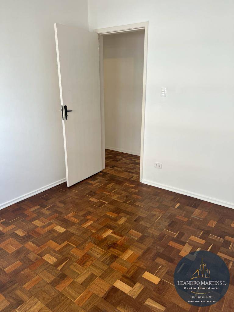 Apartamento para alugar com 2 quartos, 72m² - Foto 4