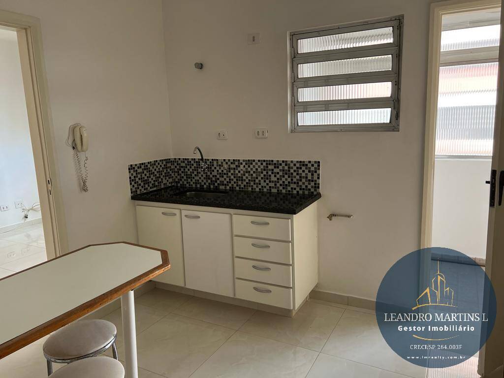 Apartamento para alugar com 2 quartos, 72m² - Foto 8