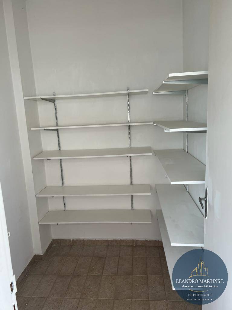 Apartamento para alugar com 2 quartos, 72m² - Foto 9