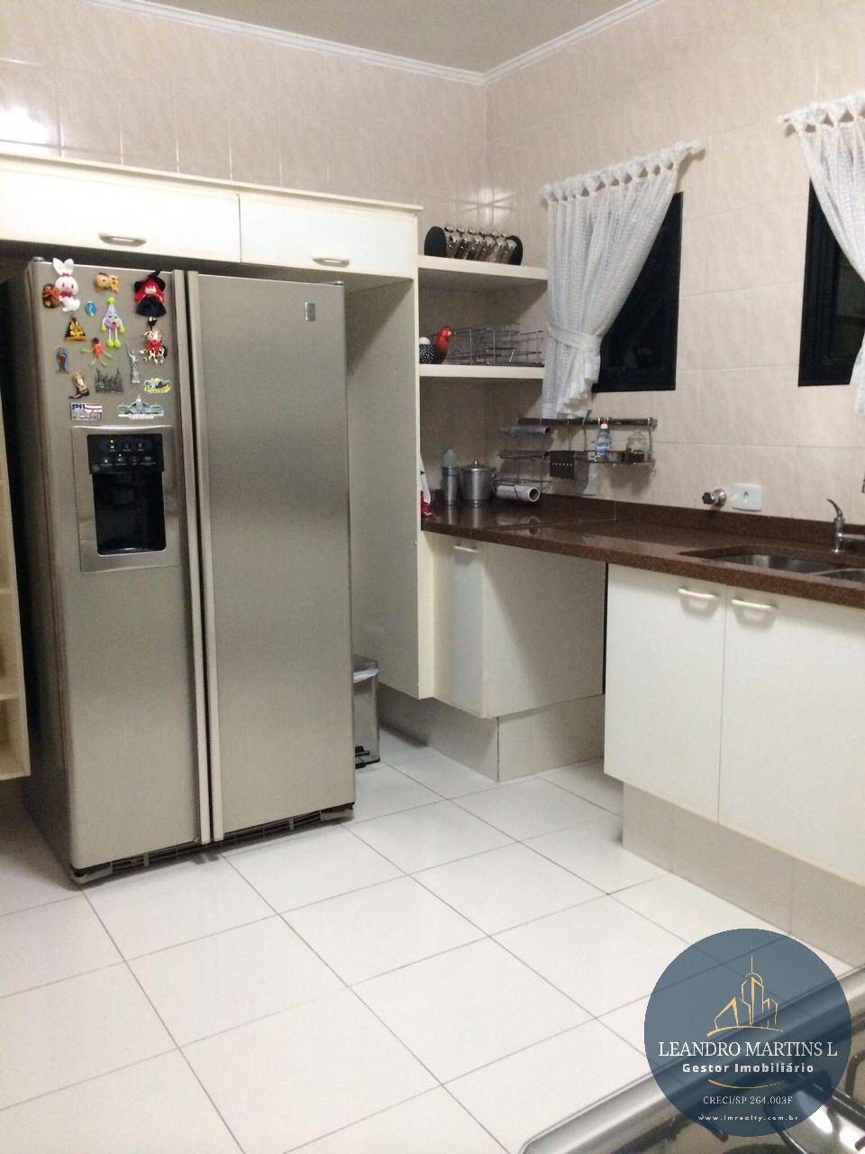 Apartamento à venda com 4 quartos, 240m² - Foto 7