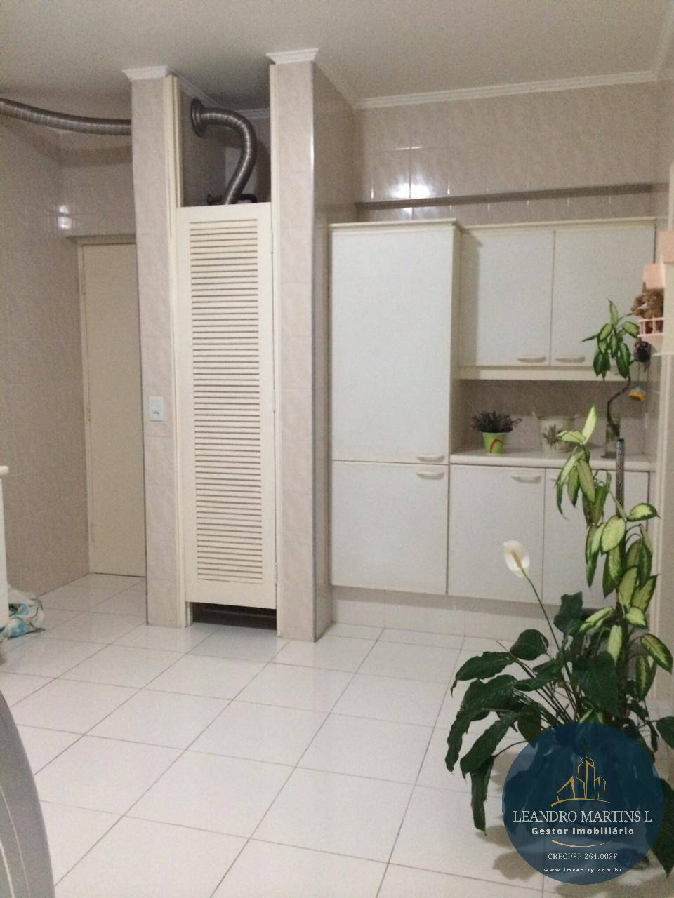 Apartamento à venda com 4 quartos, 240m² - Foto 12