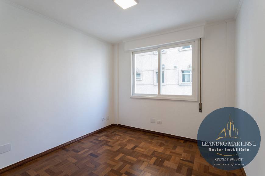 Apartamento à venda com 3 quartos, 145m² - Foto 17