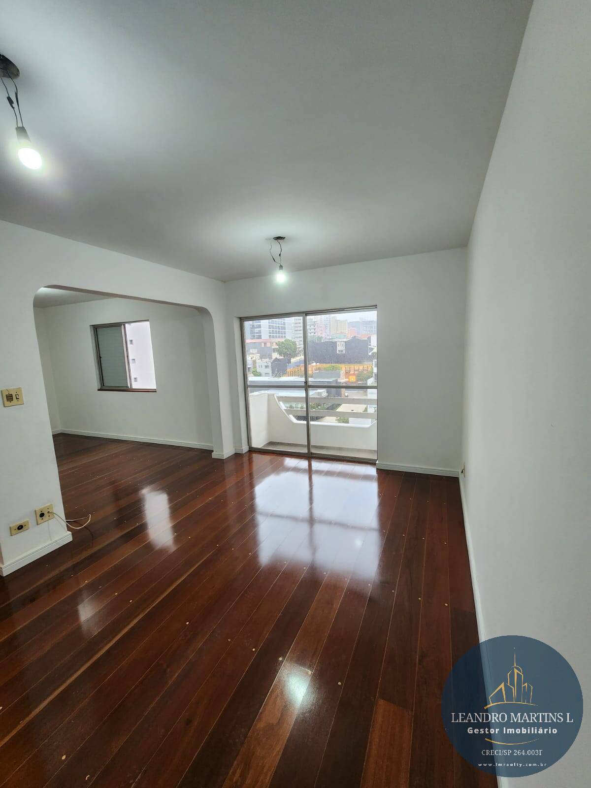 Apartamento à venda com 2 quartos, 116m² - Foto 2