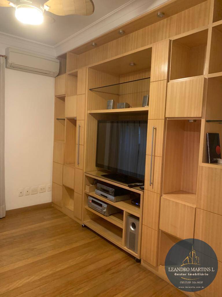 Apartamento à venda com 4 quartos, 186m² - Foto 4