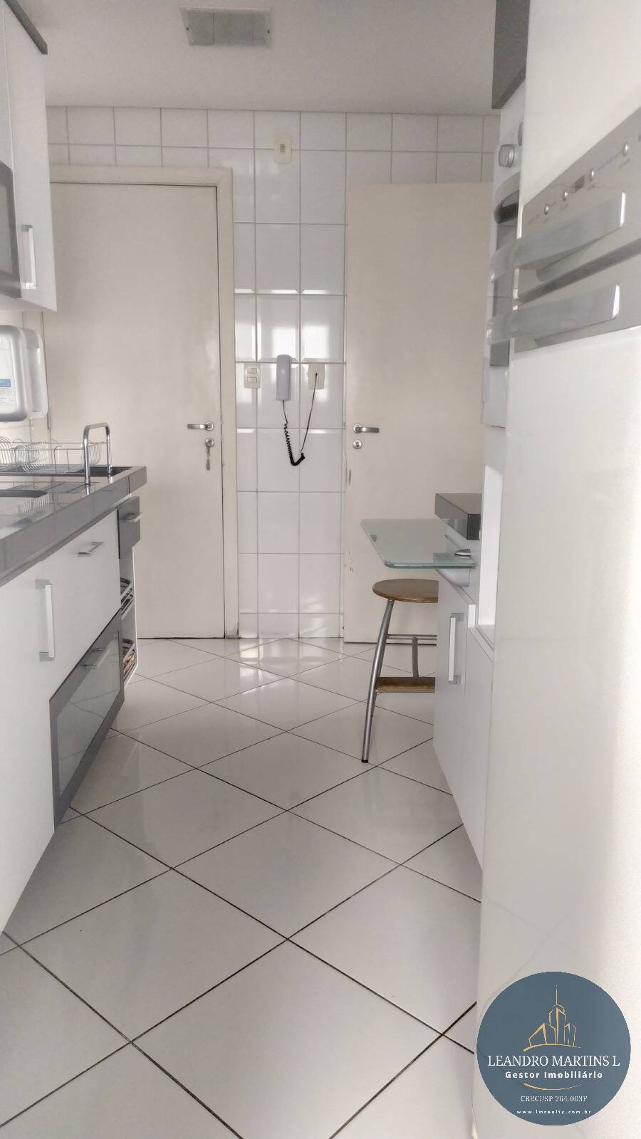 Apartamento à venda com 3 quartos, 98m² - Foto 14