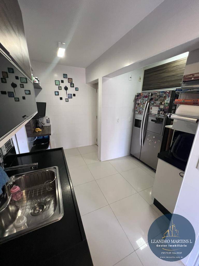 Apartamento à venda com 3 quartos, 100m² - Foto 8