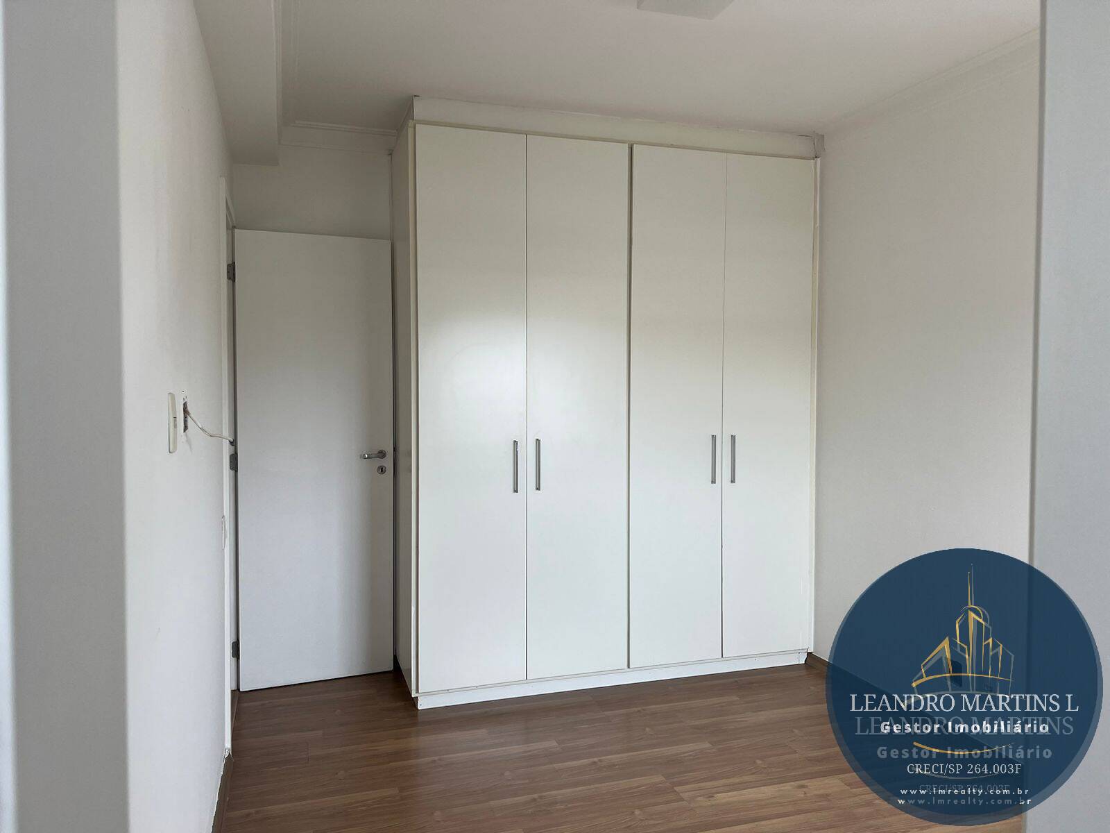 Apartamento à venda e aluguel com 3 quartos, 98m² - Foto 11