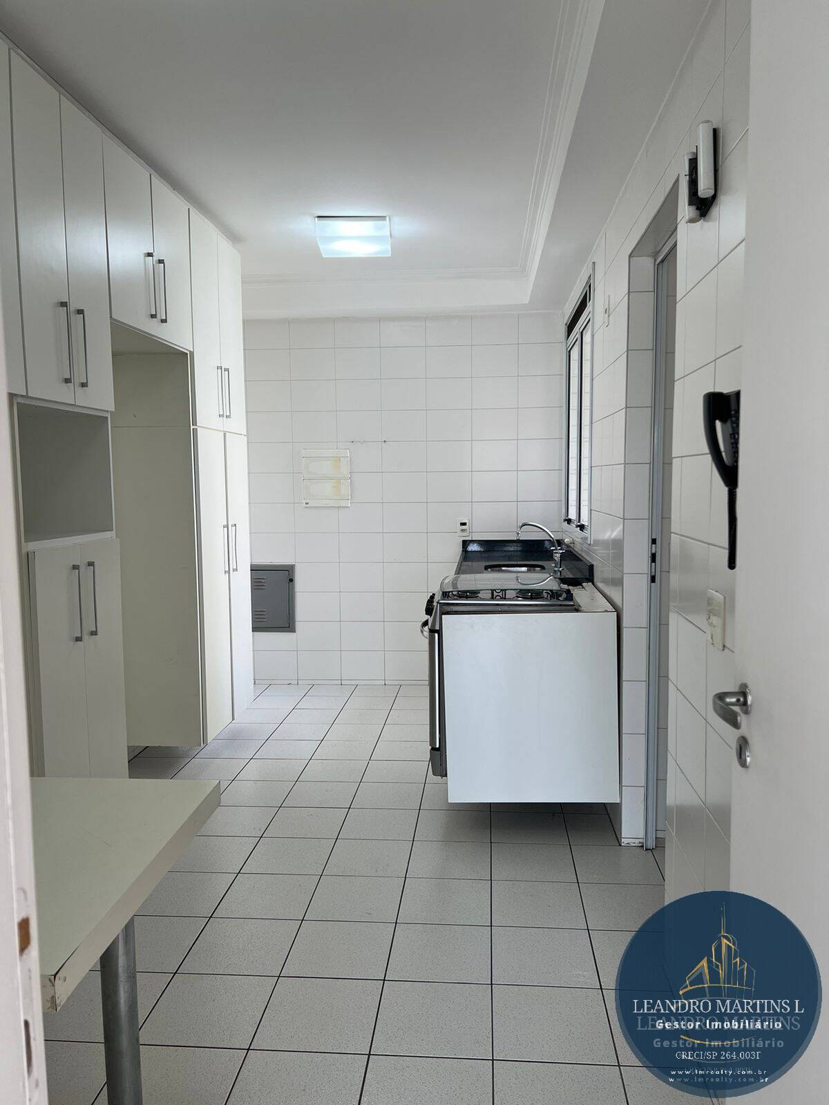 Apartamento à venda e aluguel com 3 quartos, 98m² - Foto 25