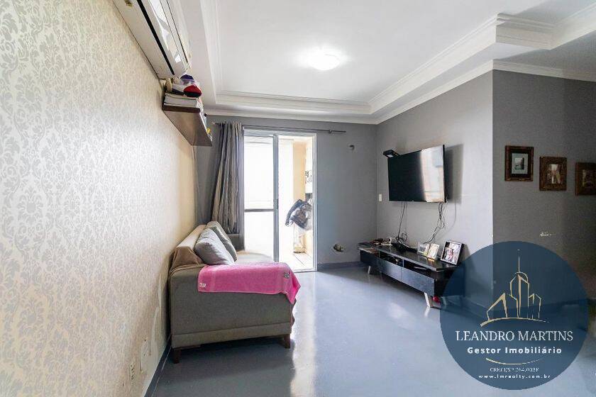 Apartamento à venda com 3 quartos, 72m² - Foto 1