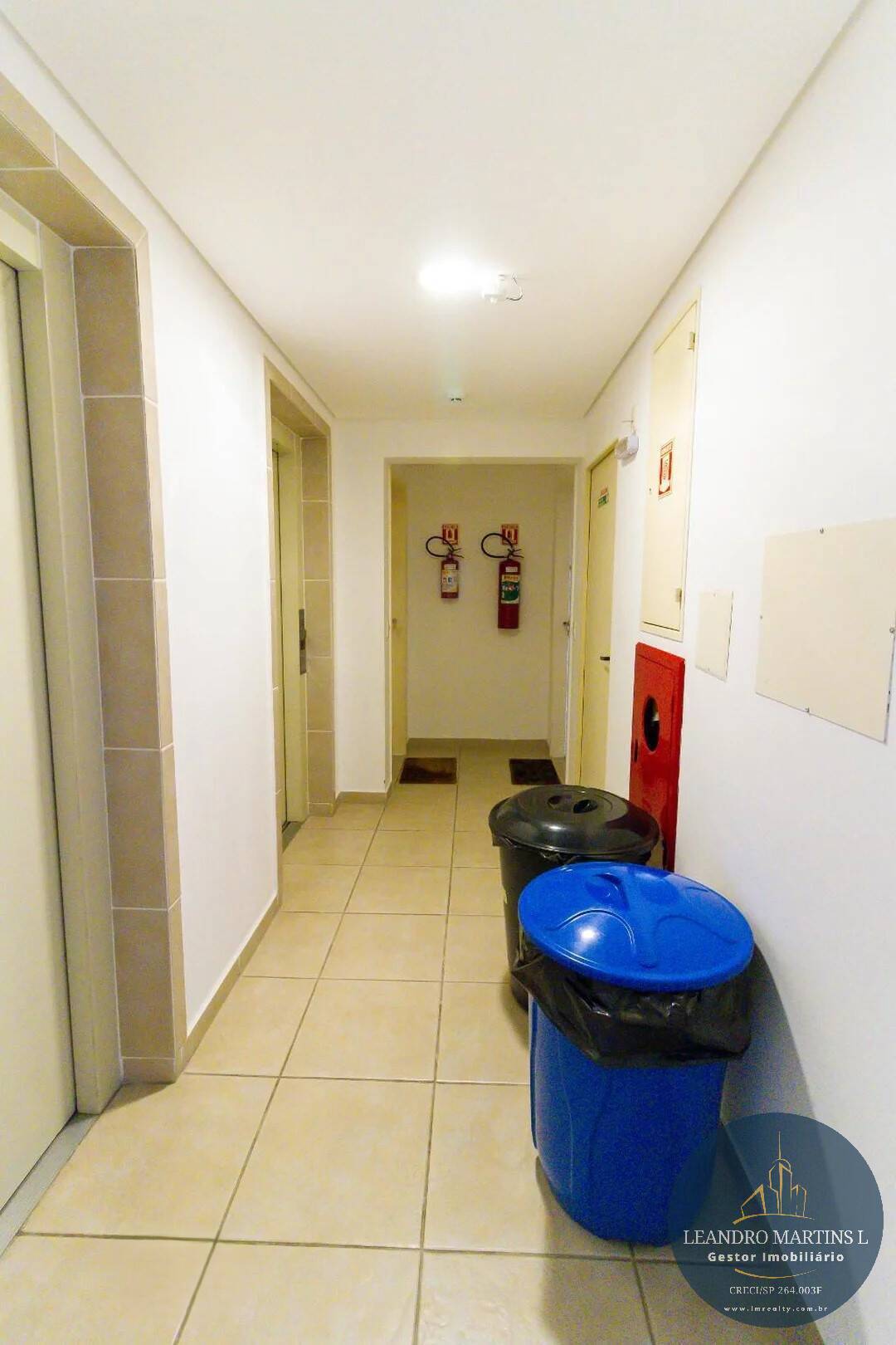 Apartamento à venda com 3 quartos, 86m² - Foto 33