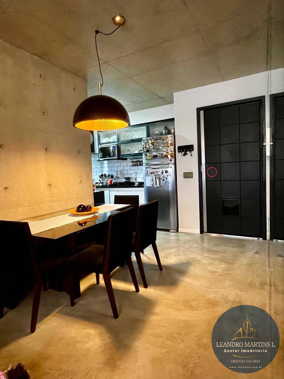 Apartamento à venda com 2 quartos, 70m² - Foto 1