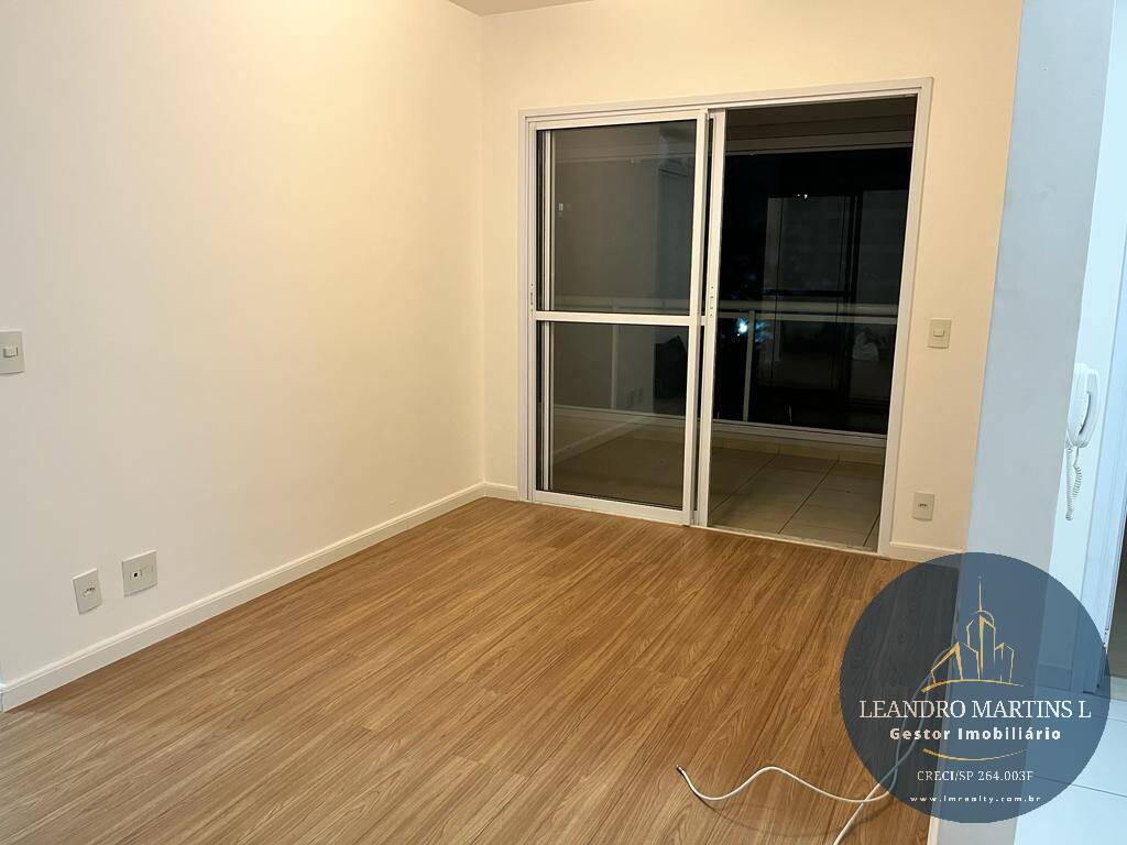 Apartamento à venda com 2 quartos, 74m² - Foto 1