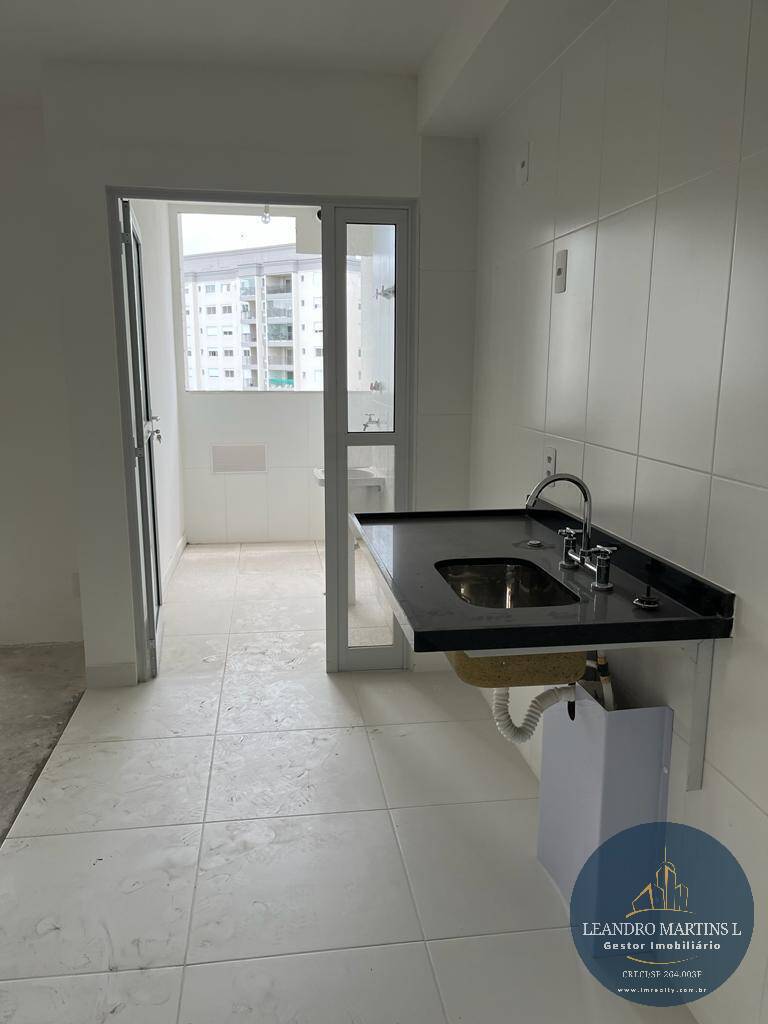 Apartamento à venda com 2 quartos, 66m² - Foto 13