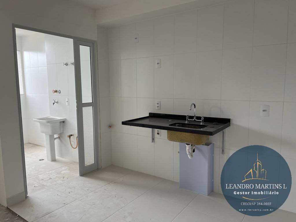 Apartamento à venda com 2 quartos, 66m² - Foto 11