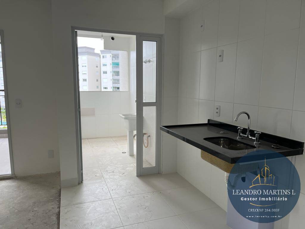 Apartamento à venda com 2 quartos, 66m² - Foto 12