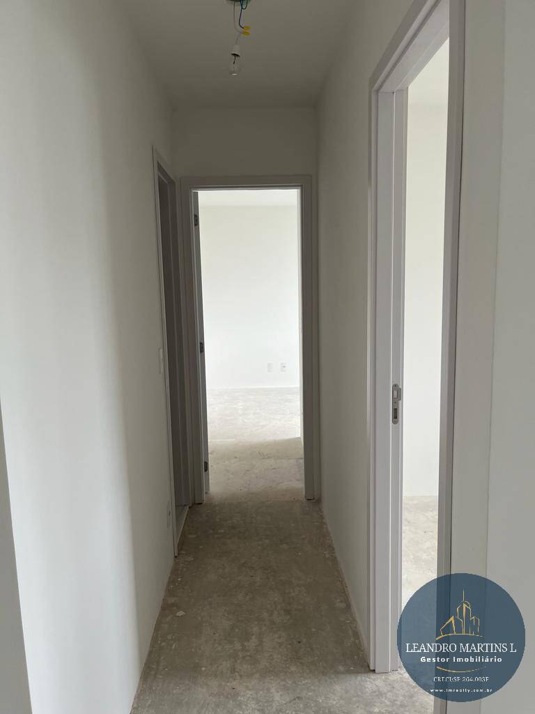 Apartamento à venda com 2 quartos, 66m² - Foto 15