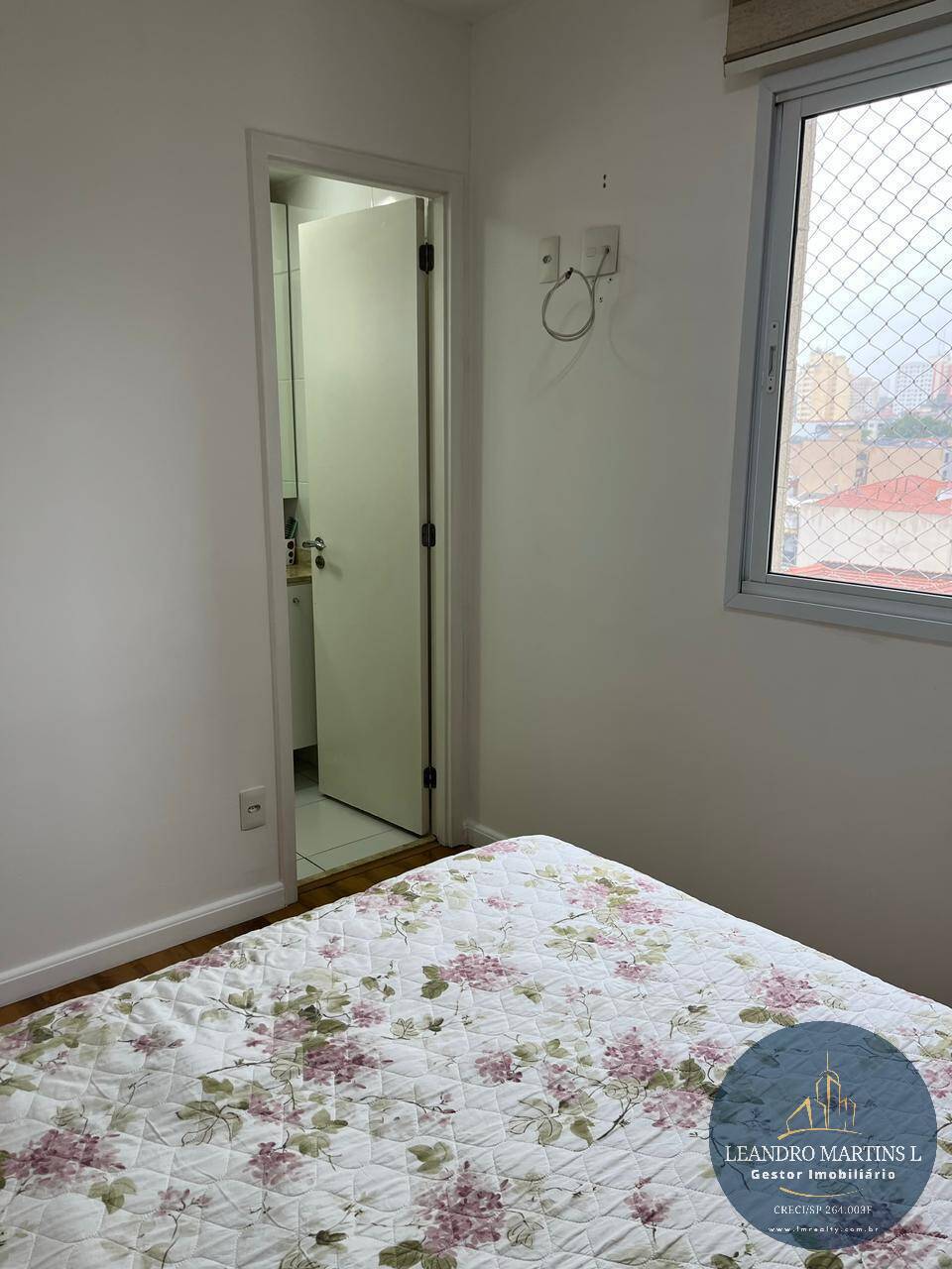 Apartamento à venda com 2 quartos, 64m² - Foto 3