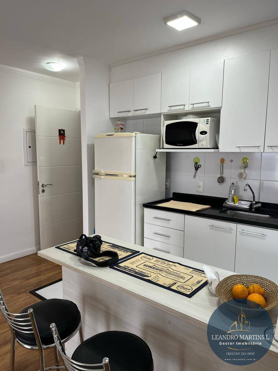 Apartamento à venda com 2 quartos, 64m² - Foto 11