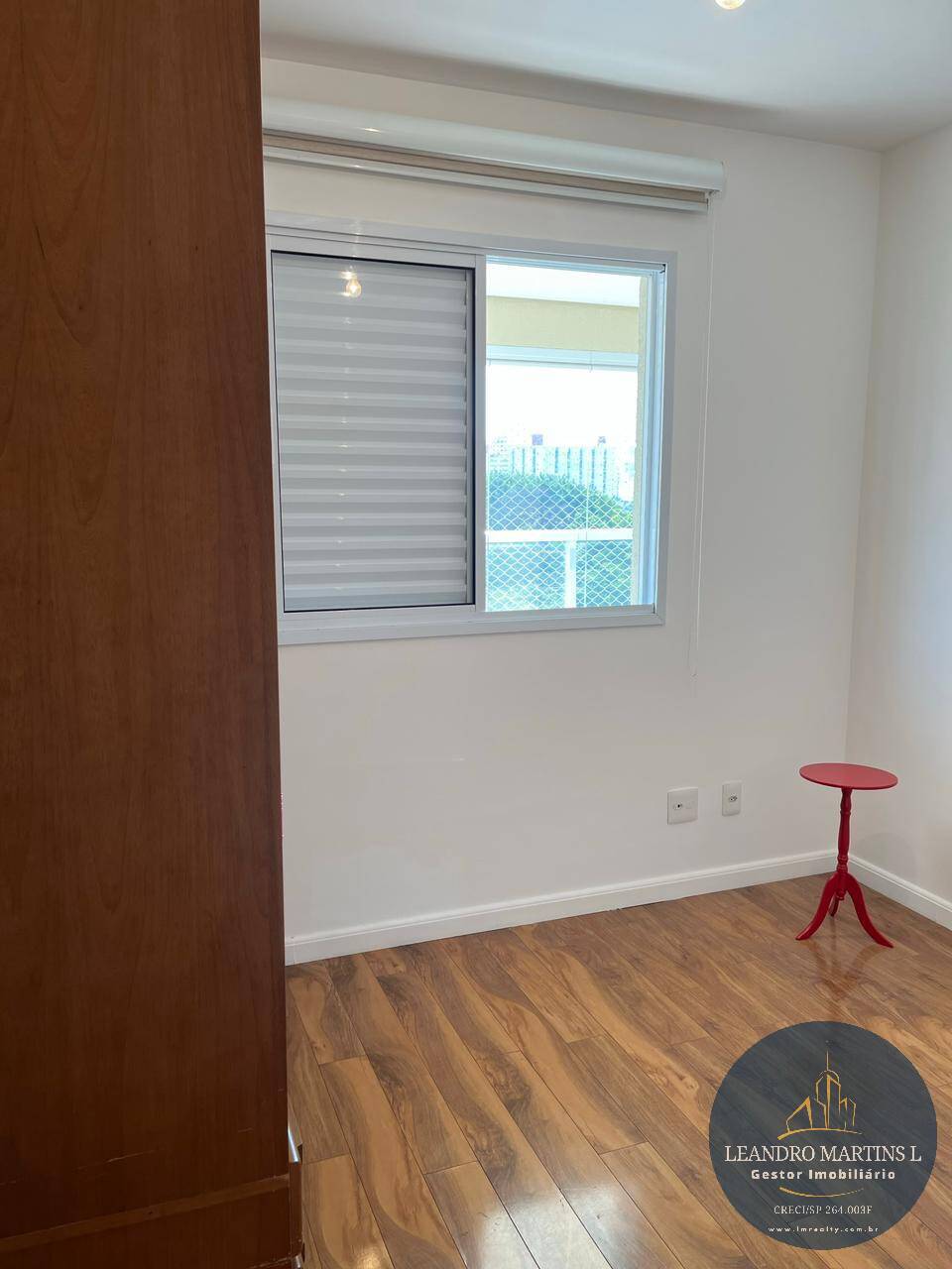 Apartamento à venda com 2 quartos, 64m² - Foto 8