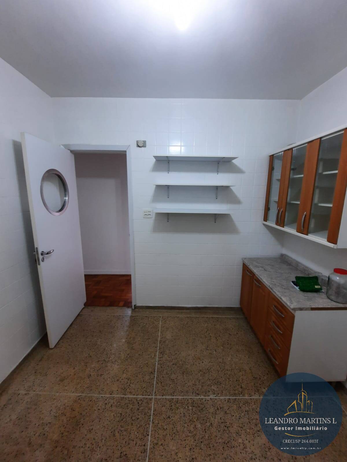 Apartamento à venda com 2 quartos, 98m² - Foto 3