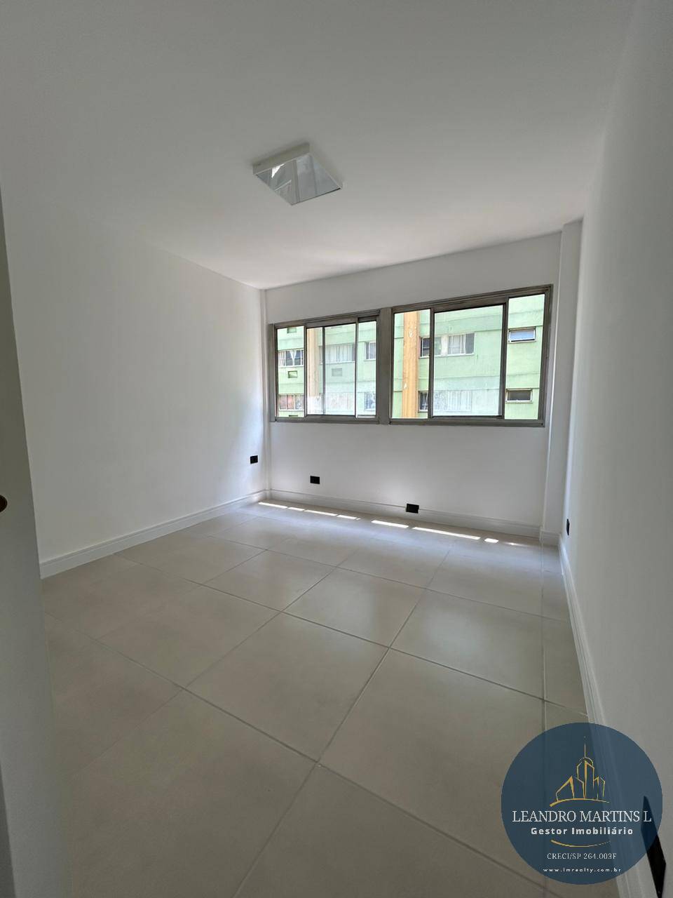 Apartamento à venda com 2 quartos, 57m² - Foto 3