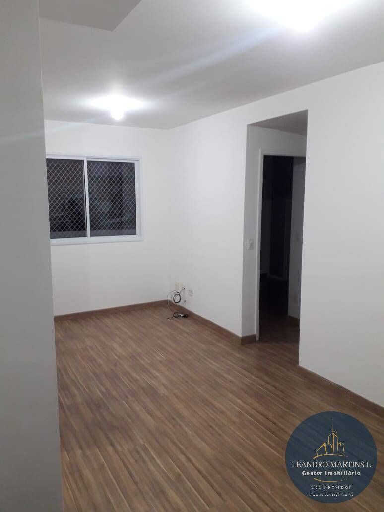 Apartamento à venda com 2 quartos, 44m² - Foto 2