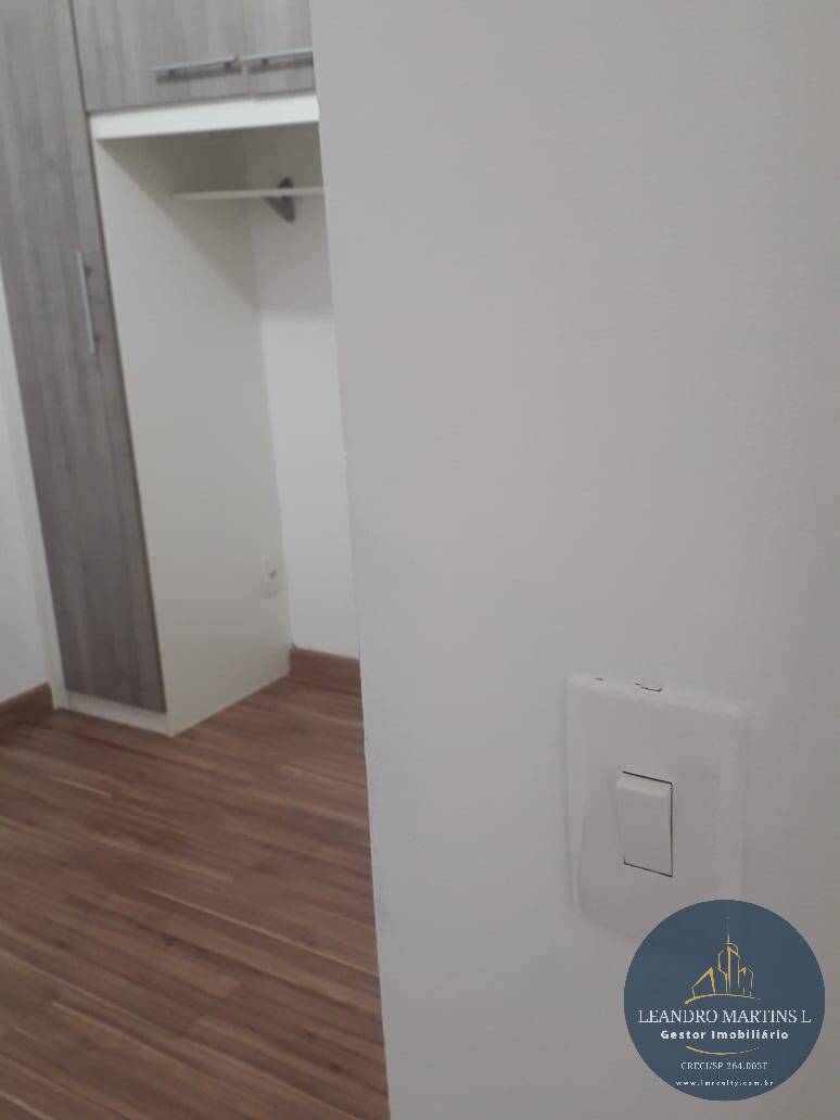 Apartamento à venda com 2 quartos, 44m² - Foto 14