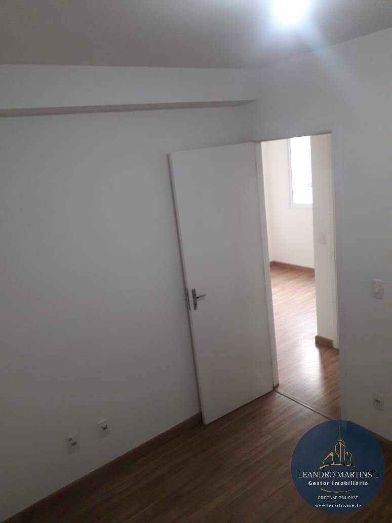 Apartamento à venda com 2 quartos, 44m² - Foto 13