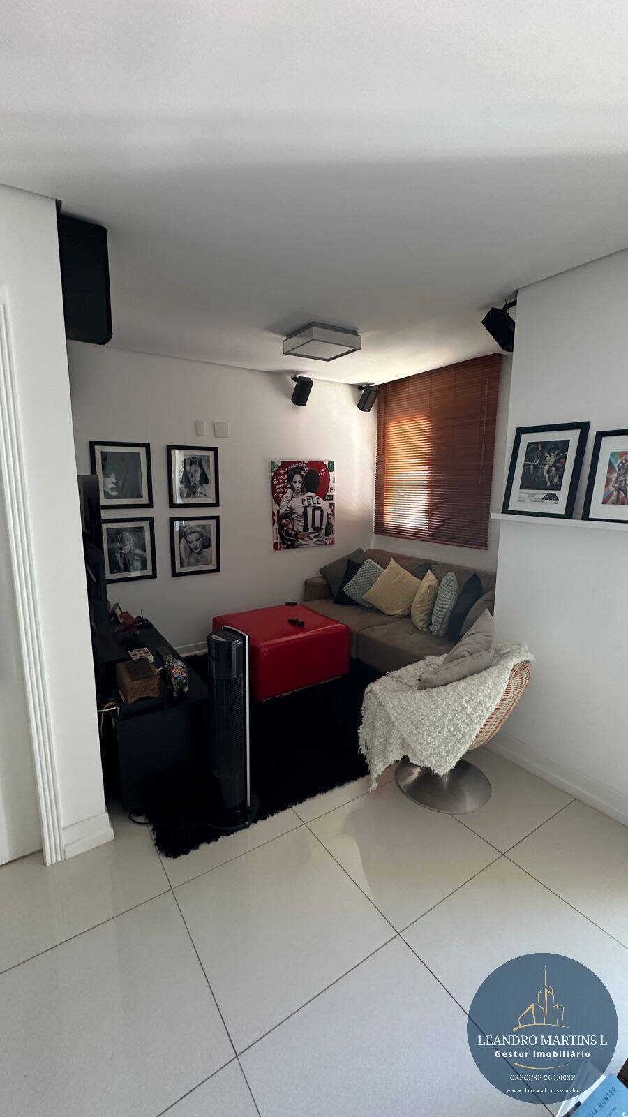 Apartamento à venda com 3 quartos, 75m² - Foto 3