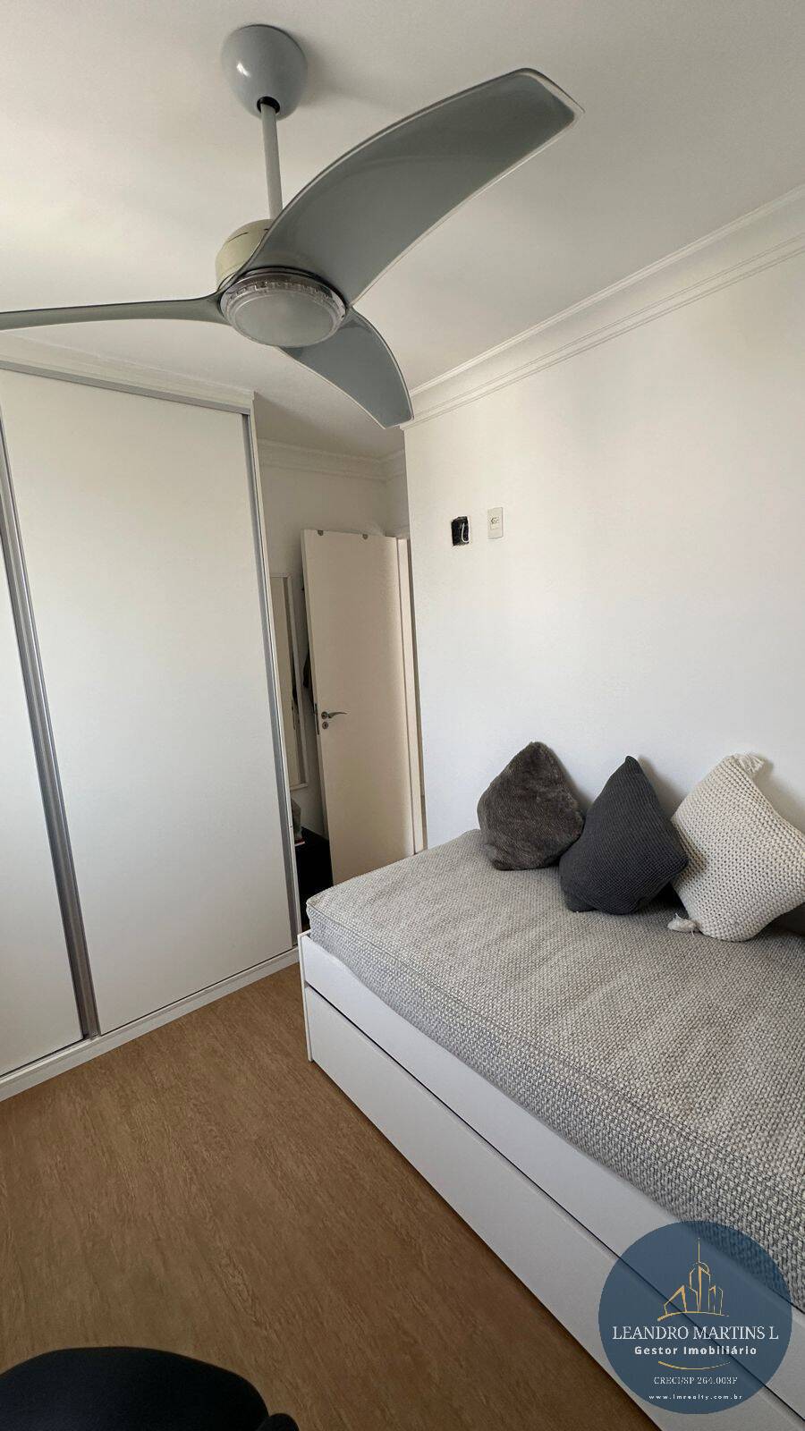 Apartamento à venda com 3 quartos, 75m² - Foto 19