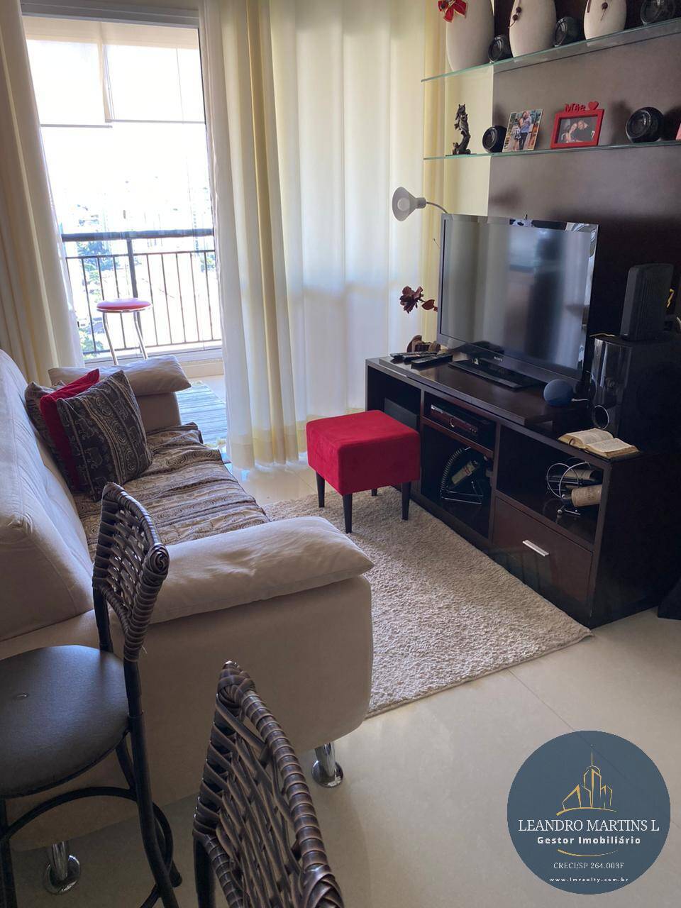 Apartamento à venda com 2 quartos, 69m² - Foto 2