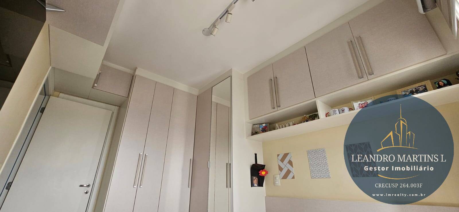 Apartamento à venda com 2 quartos, 68m² - Foto 29