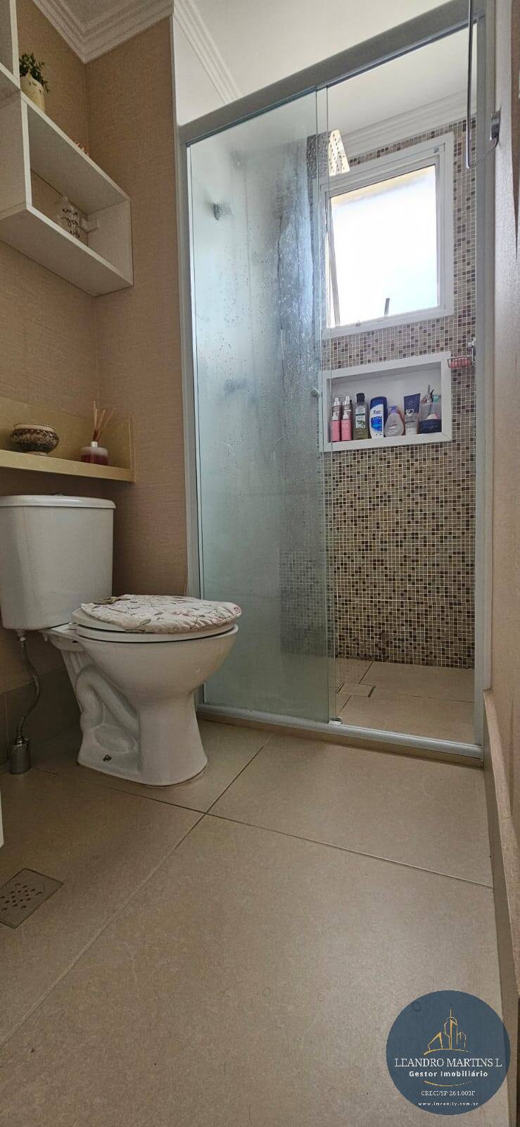 Apartamento à venda com 2 quartos, 68m² - Foto 32