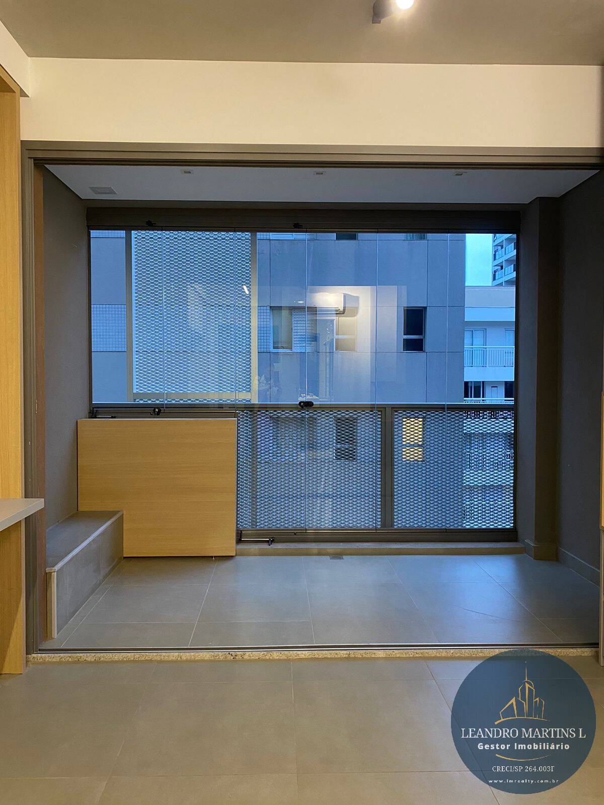 Apartamento à venda com 1 quarto, 41m² - Foto 1