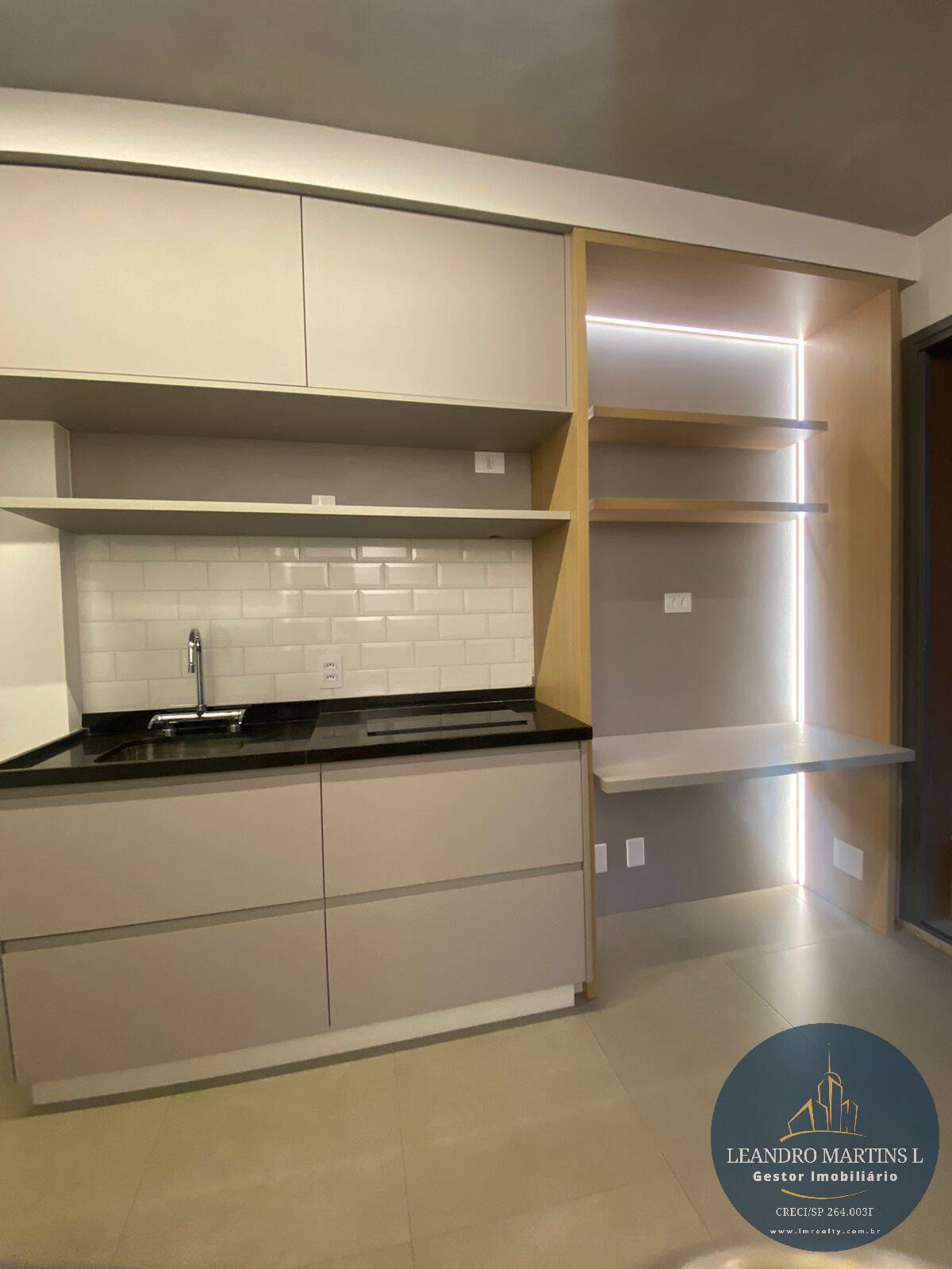 Apartamento à venda com 1 quarto, 41m² - Foto 4