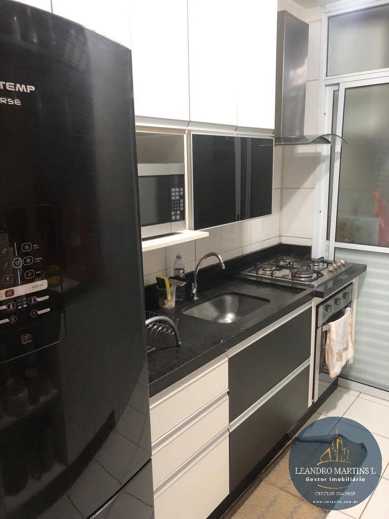 Apartamento à venda com 3 quartos, 76m² - Foto 8