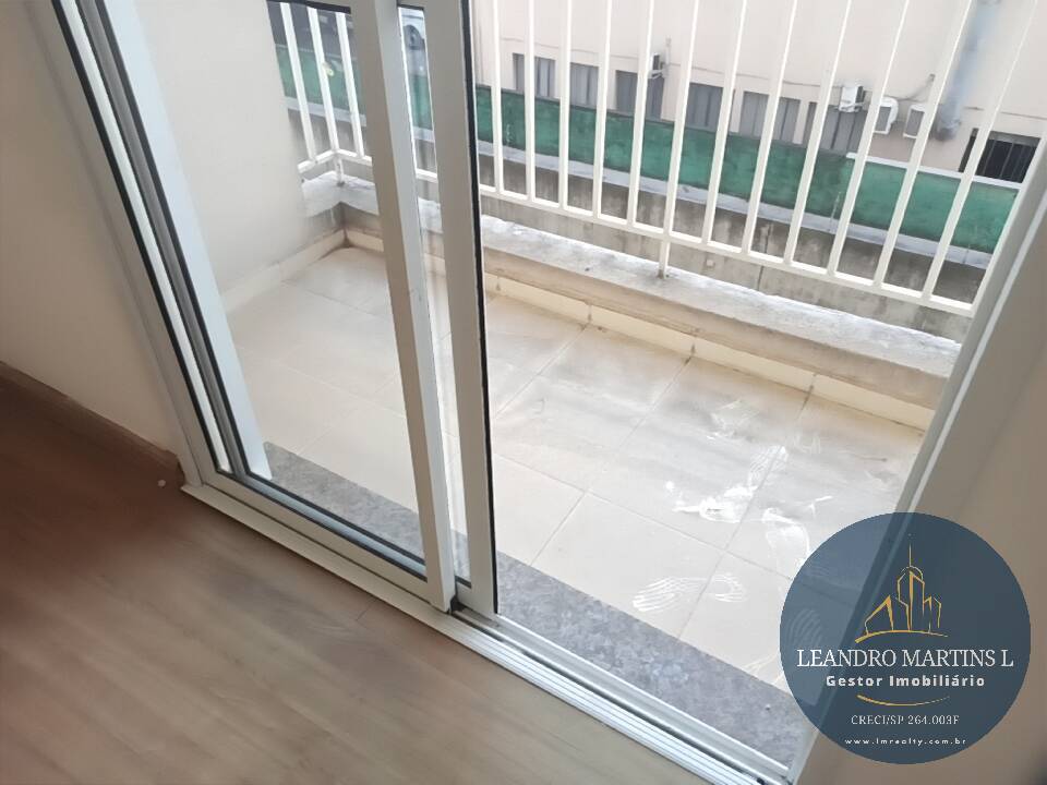 Apartamento à venda com 2 quartos, 60m² - Foto 19