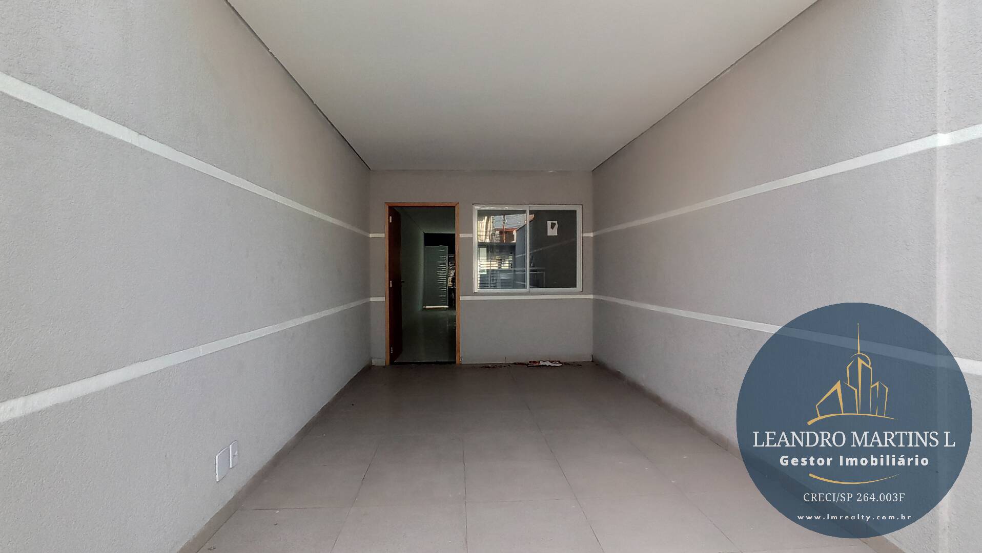 Casa à venda com 3 quartos, 110m² - Foto 1