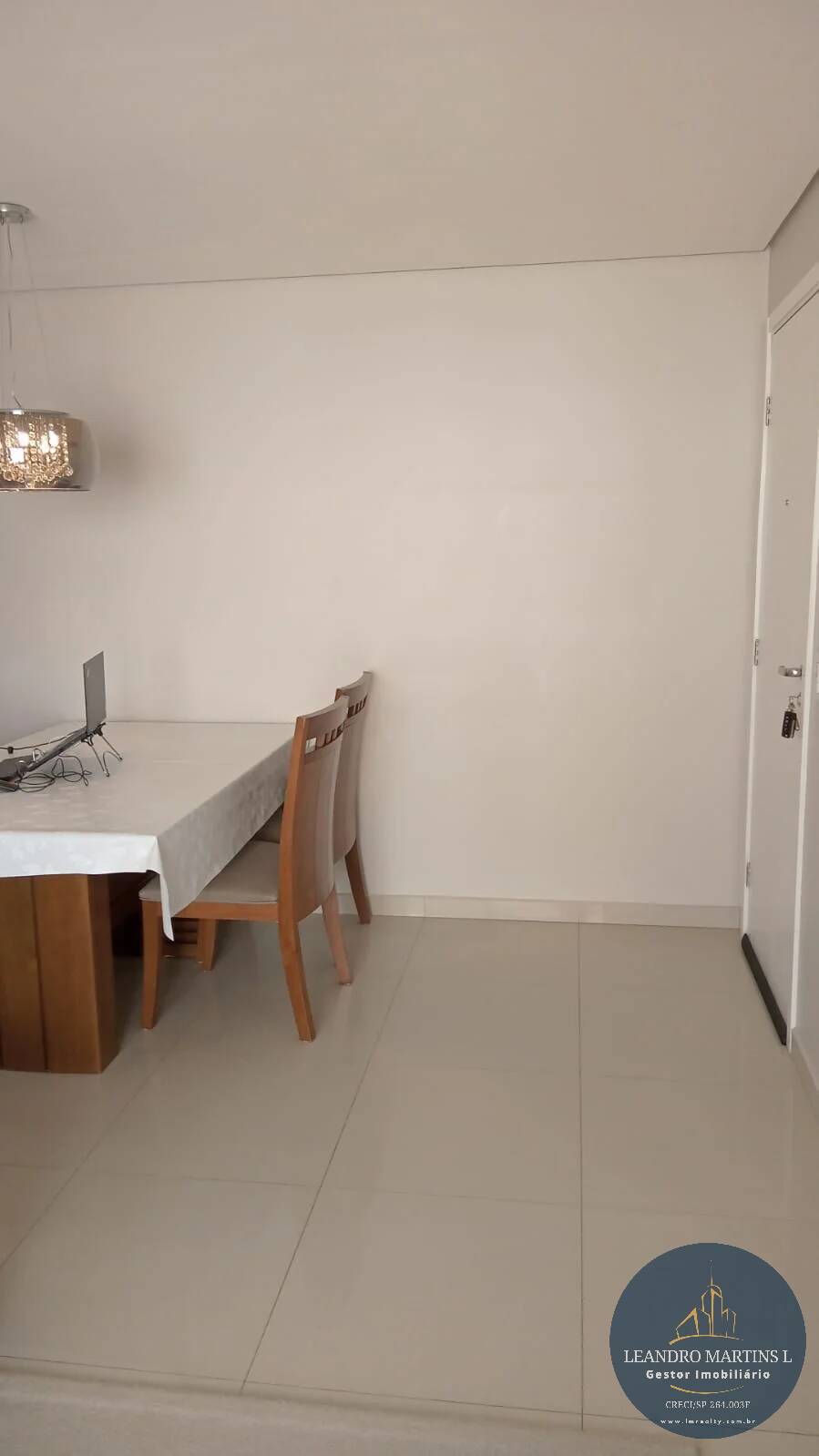 Apartamento à venda com 2 quartos, 61m² - Foto 4