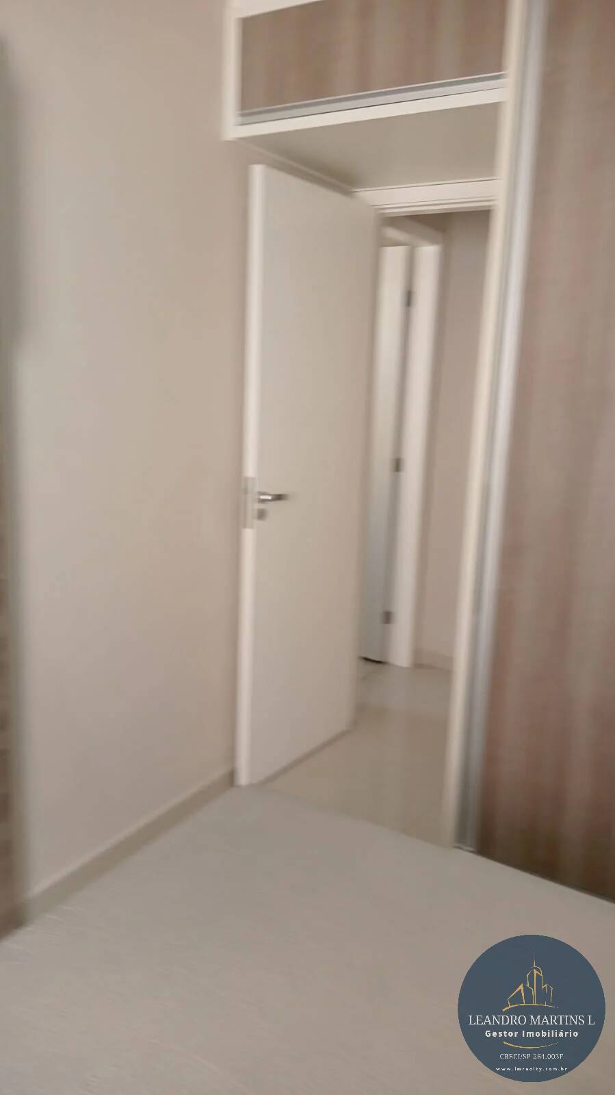 Apartamento à venda com 2 quartos, 61m² - Foto 14