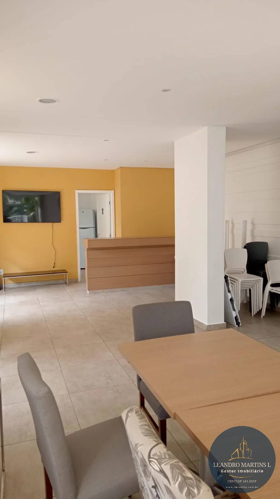 Apartamento à venda com 2 quartos, 61m² - Foto 35