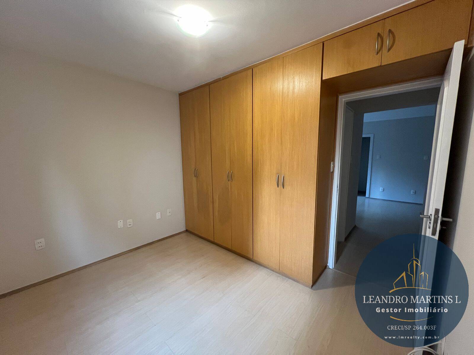 Apartamento à venda com 2 quartos, 78m² - Foto 11