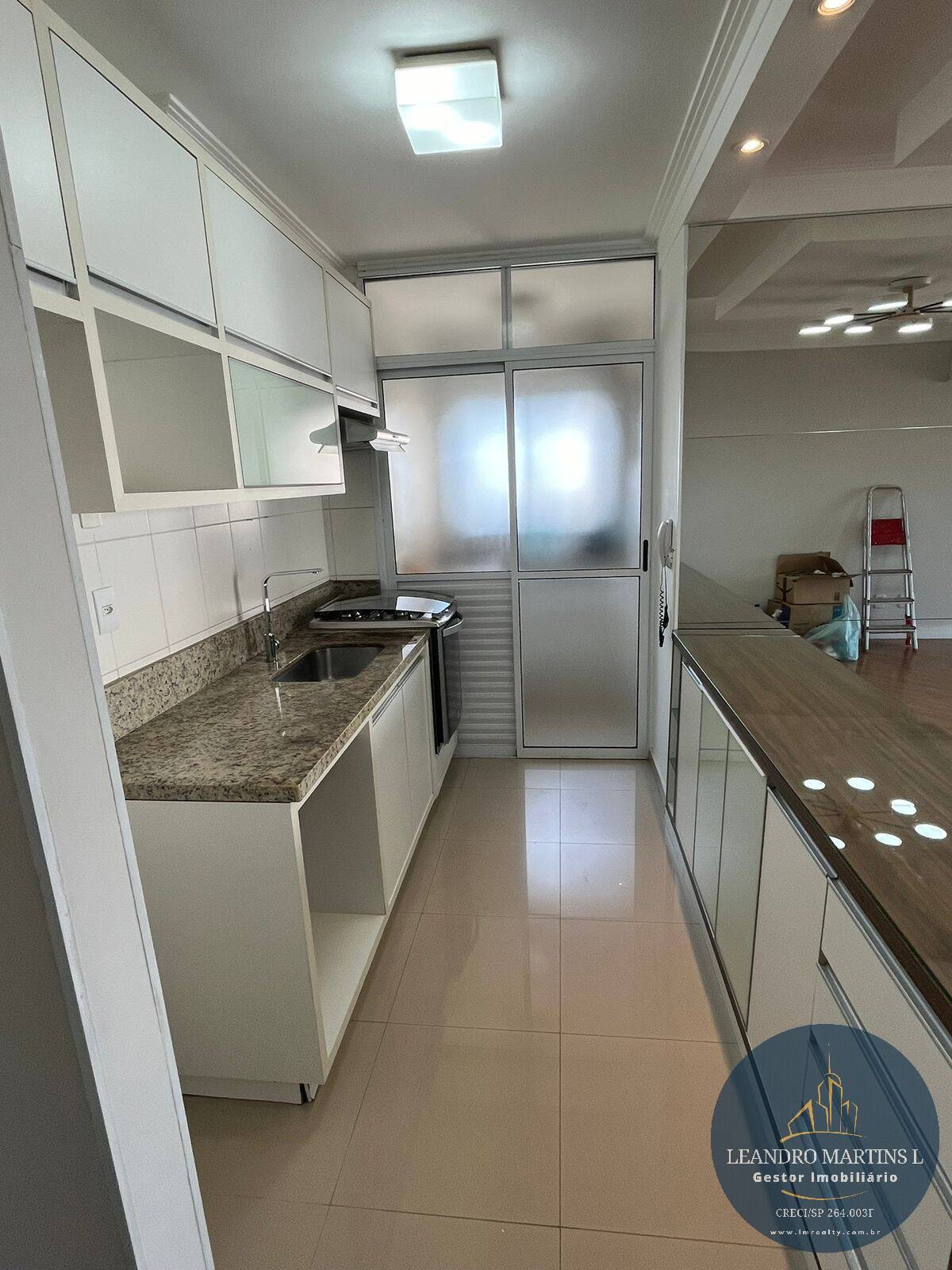 Apartamento à venda com 3 quartos, 72m² - Foto 11