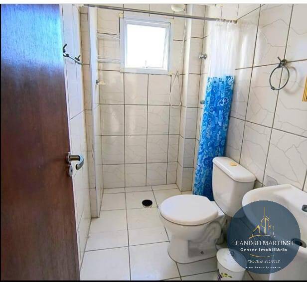 Apartamento à venda com 2 quartos, 65m² - Foto 4