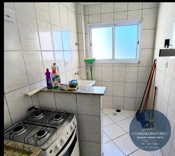 Apartamento à venda com 2 quartos, 65m² - Foto 3