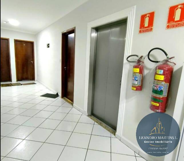 Apartamento à venda com 2 quartos, 65m² - Foto 18