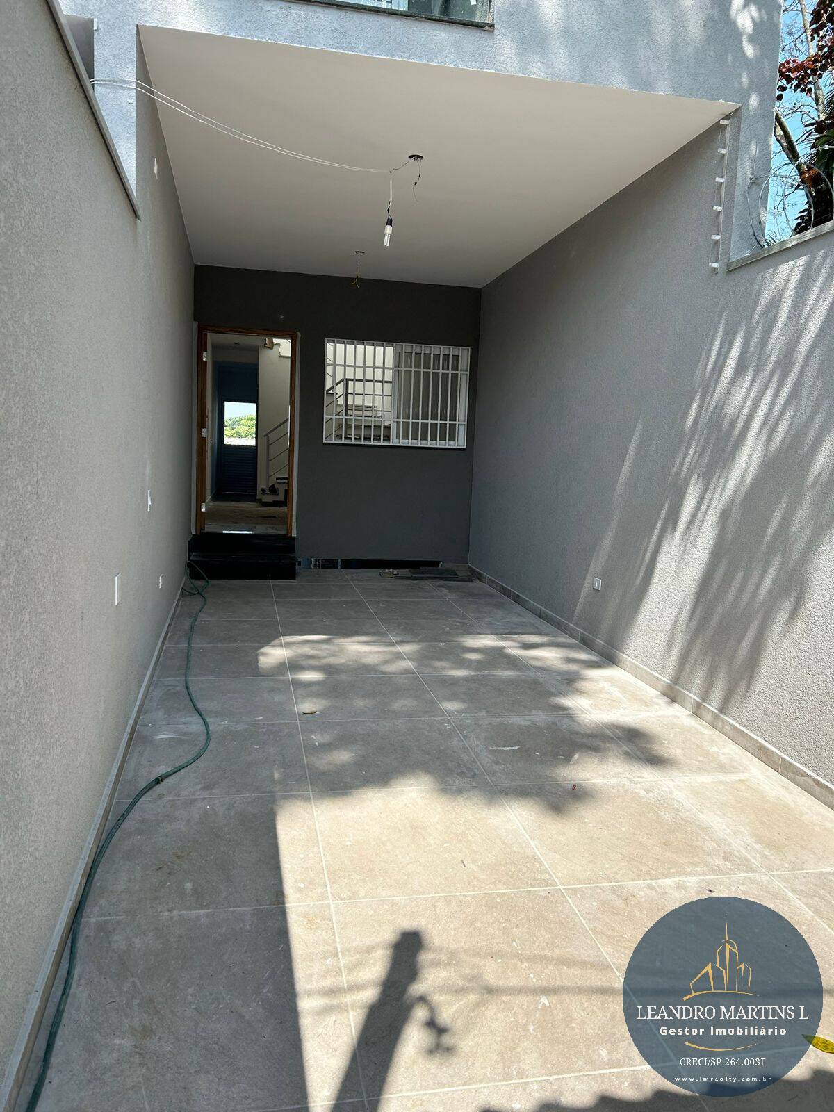 Casa à venda com 3 quartos, 141m² - Foto 4