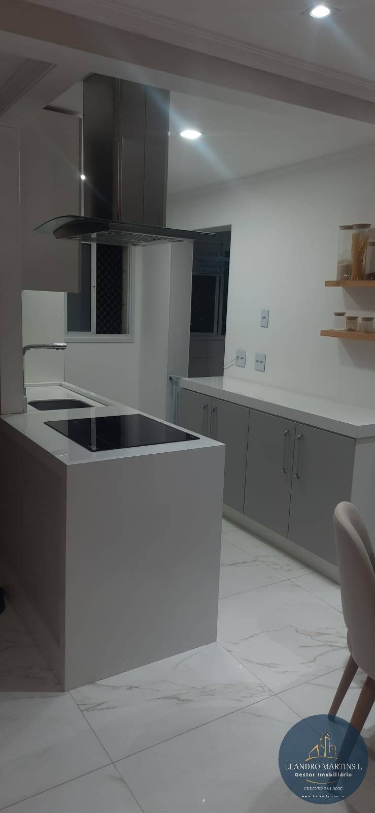 Apartamento à venda com 2 quartos, 65m² - Foto 10