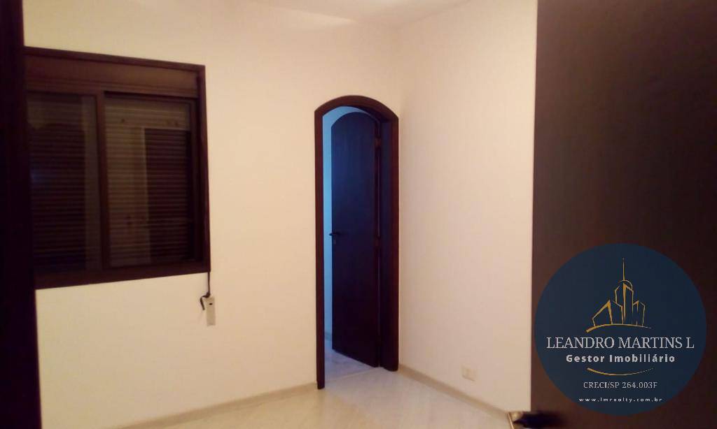 Apartamento à venda com 3 quartos, 238m² - Foto 11